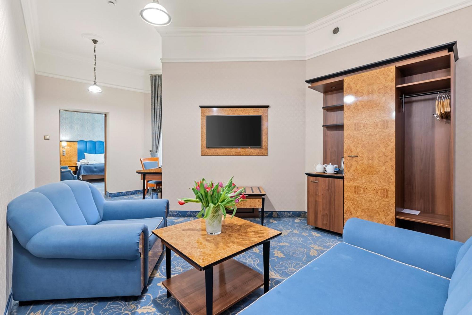 Hotel Diament Plaza Γκλίβιτσε Εξωτερικό φωτογραφία