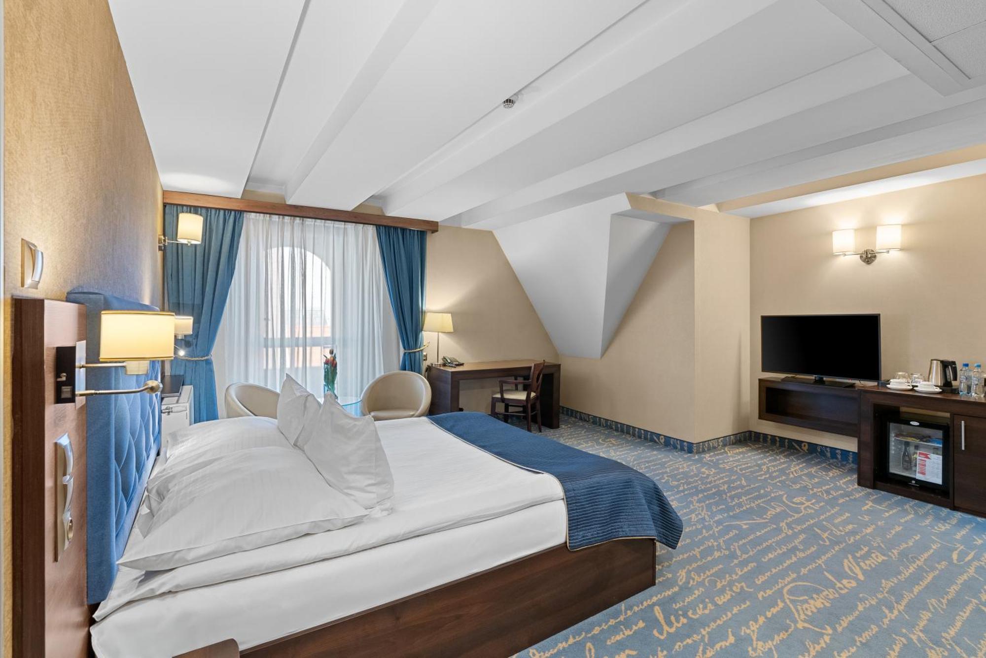 Hotel Diament Plaza Γκλίβιτσε Εξωτερικό φωτογραφία