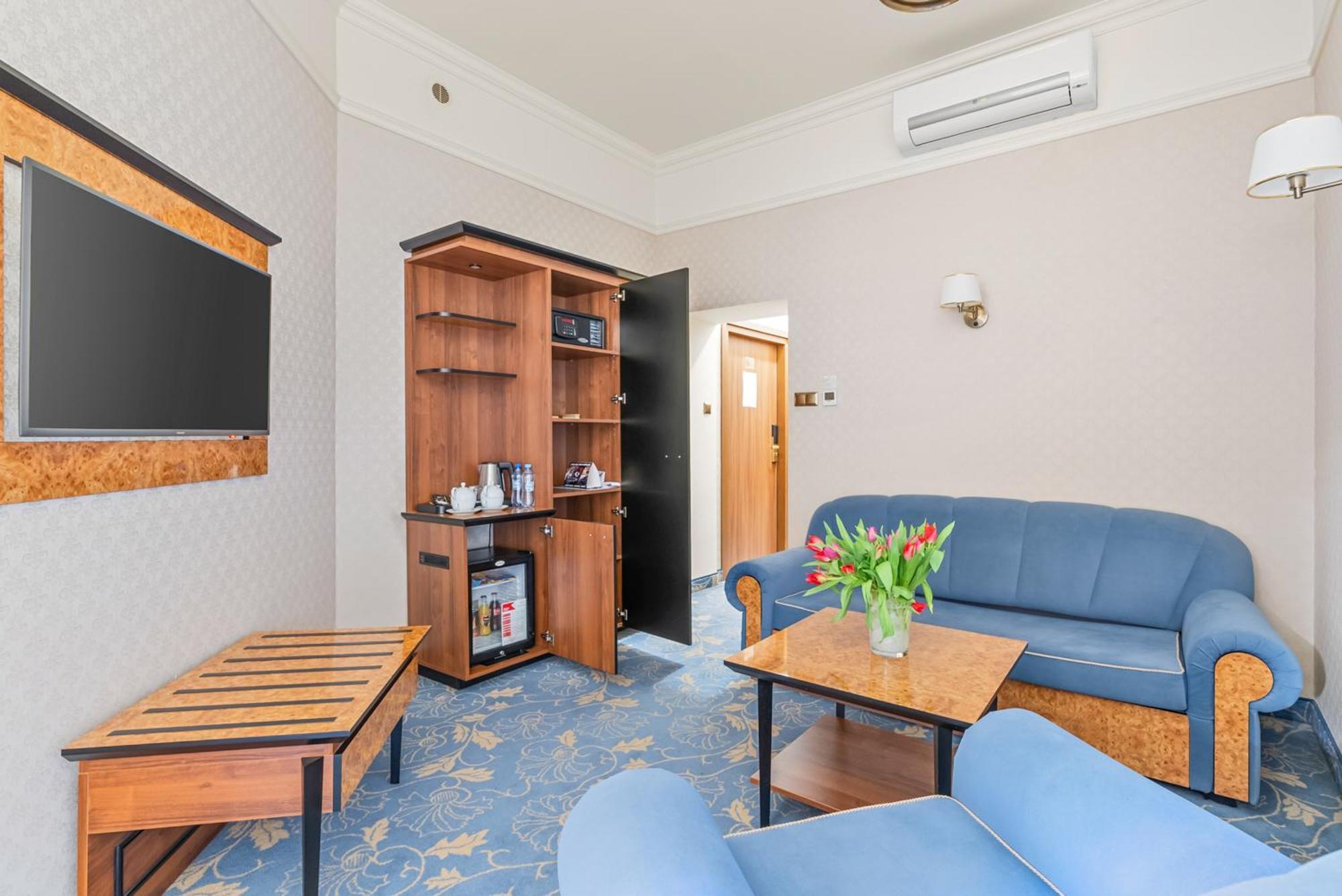 Hotel Diament Plaza Γκλίβιτσε Εξωτερικό φωτογραφία