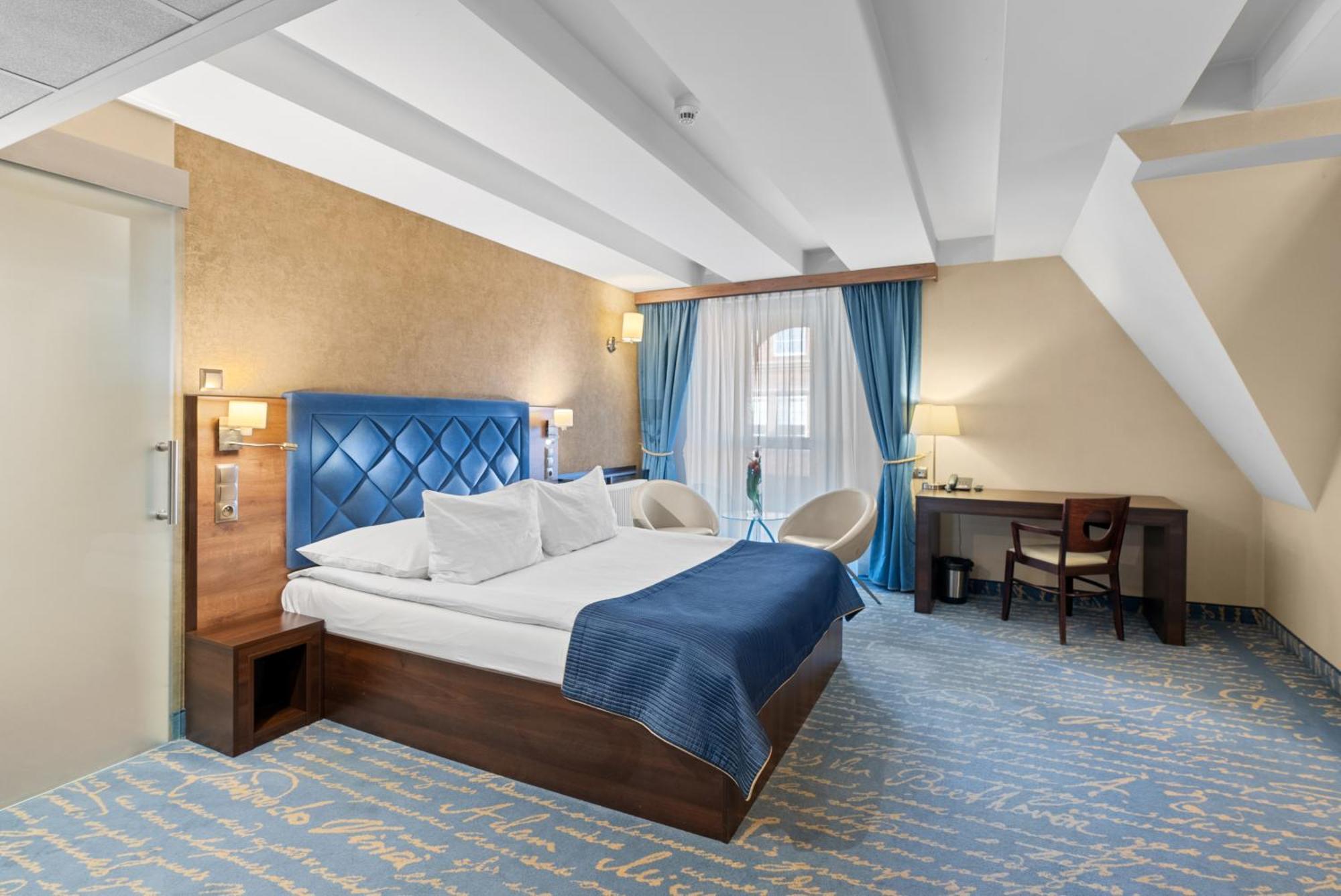 Hotel Diament Plaza Γκλίβιτσε Εξωτερικό φωτογραφία
