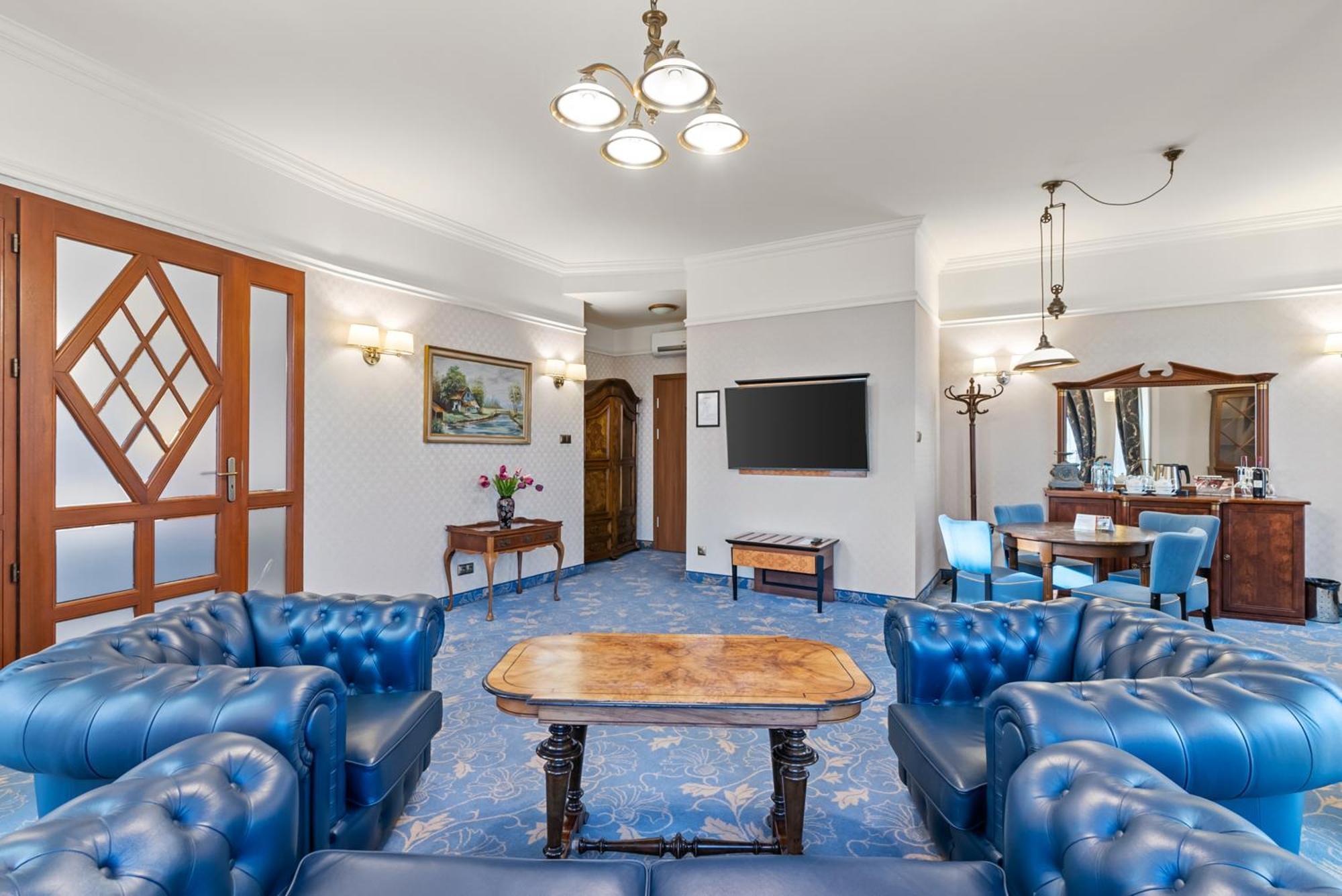 Hotel Diament Plaza Γκλίβιτσε Εξωτερικό φωτογραφία